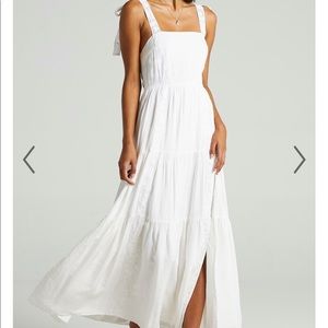 NWT White summer maxi dress with slit by Showpo.